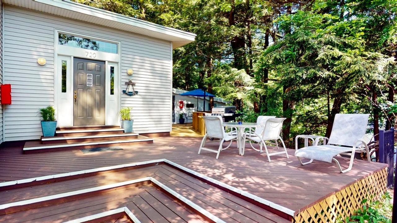 Holiday Hill Resort Saugatuck Εξωτερικό φωτογραφία