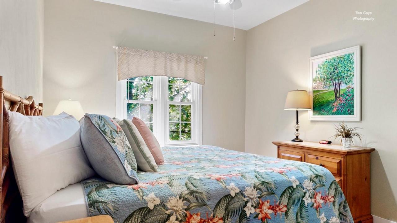 Holiday Hill Resort Saugatuck Εξωτερικό φωτογραφία