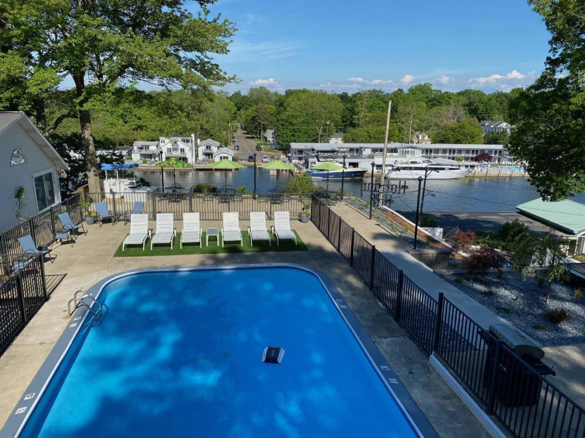 Holiday Hill Resort Saugatuck Εξωτερικό φωτογραφία