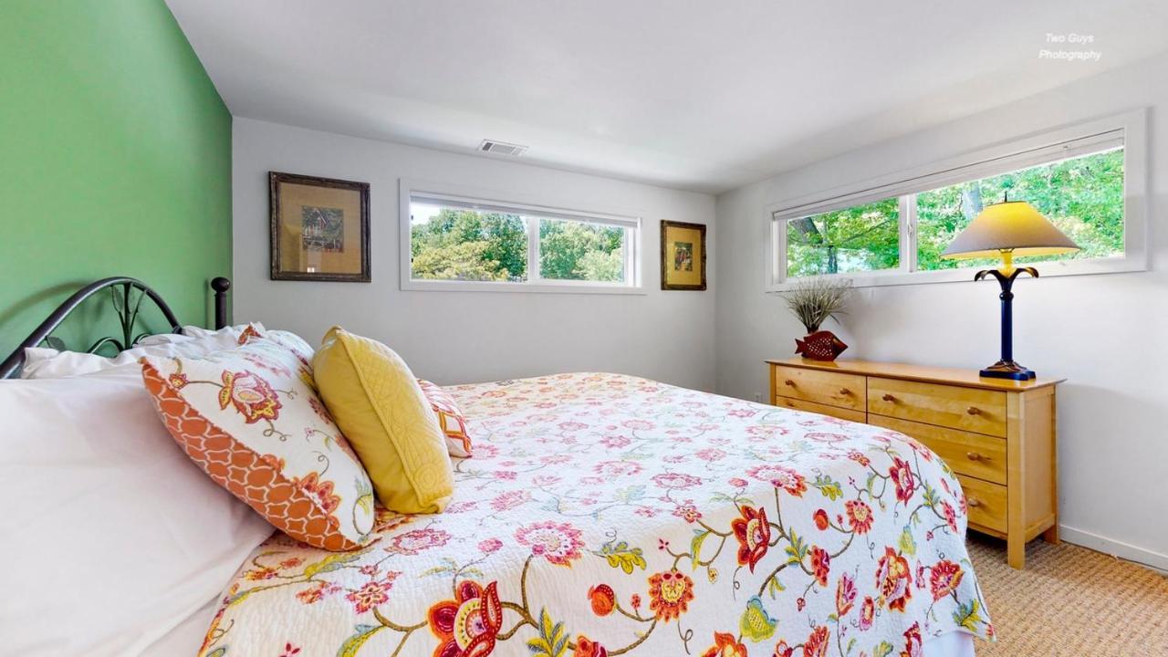 Holiday Hill Resort Saugatuck Εξωτερικό φωτογραφία