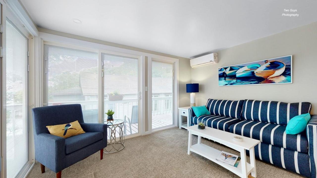 Holiday Hill Resort Saugatuck Εξωτερικό φωτογραφία